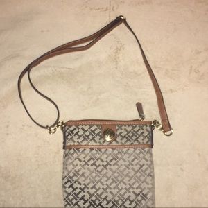Tommy Hilfiger purse